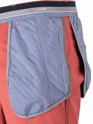 Klasický střih. Barva ANTICKÁ CIHLOVÁ .  